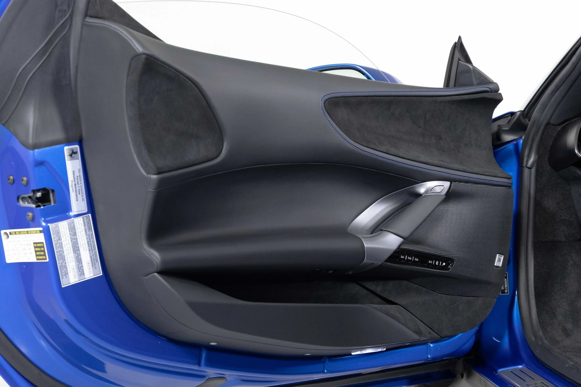 mph030_3451301638_bde76f4ca3804b87be3933bfb1823926_3afd5bb5e0