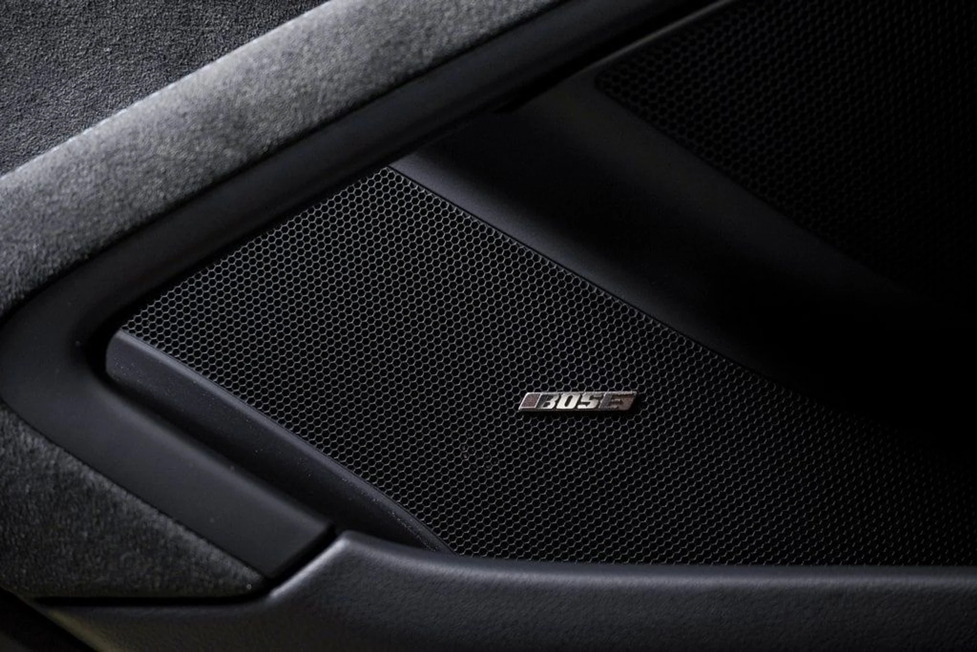 mph030_3454162918_98060774f4fe376113d135a6c0990177x_4fa3d8b0a2