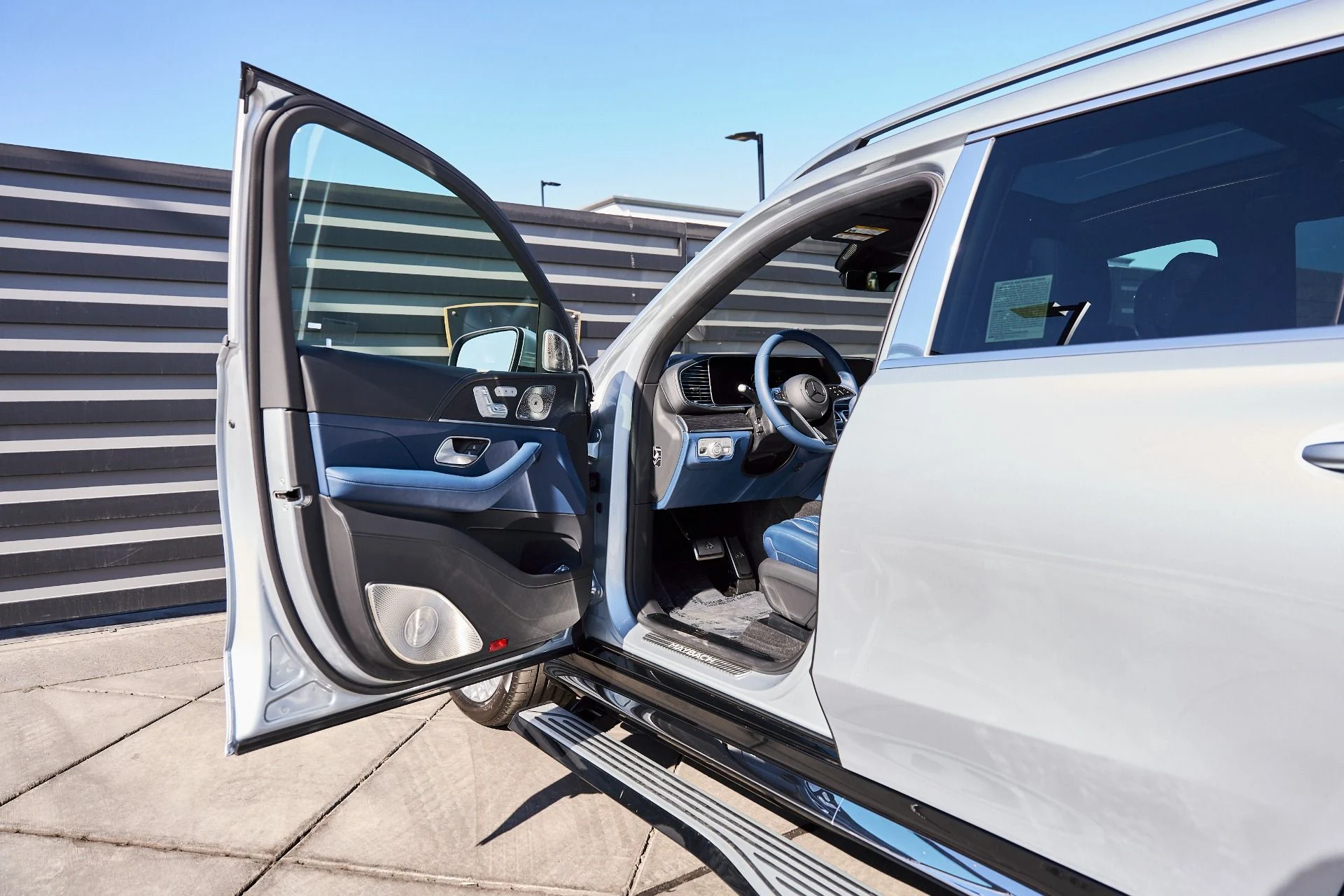 mph030_345625525_Used_2026_Mercedes_Benz_GLS_Maybach_GLS_600_1770697597_41e4df58a9