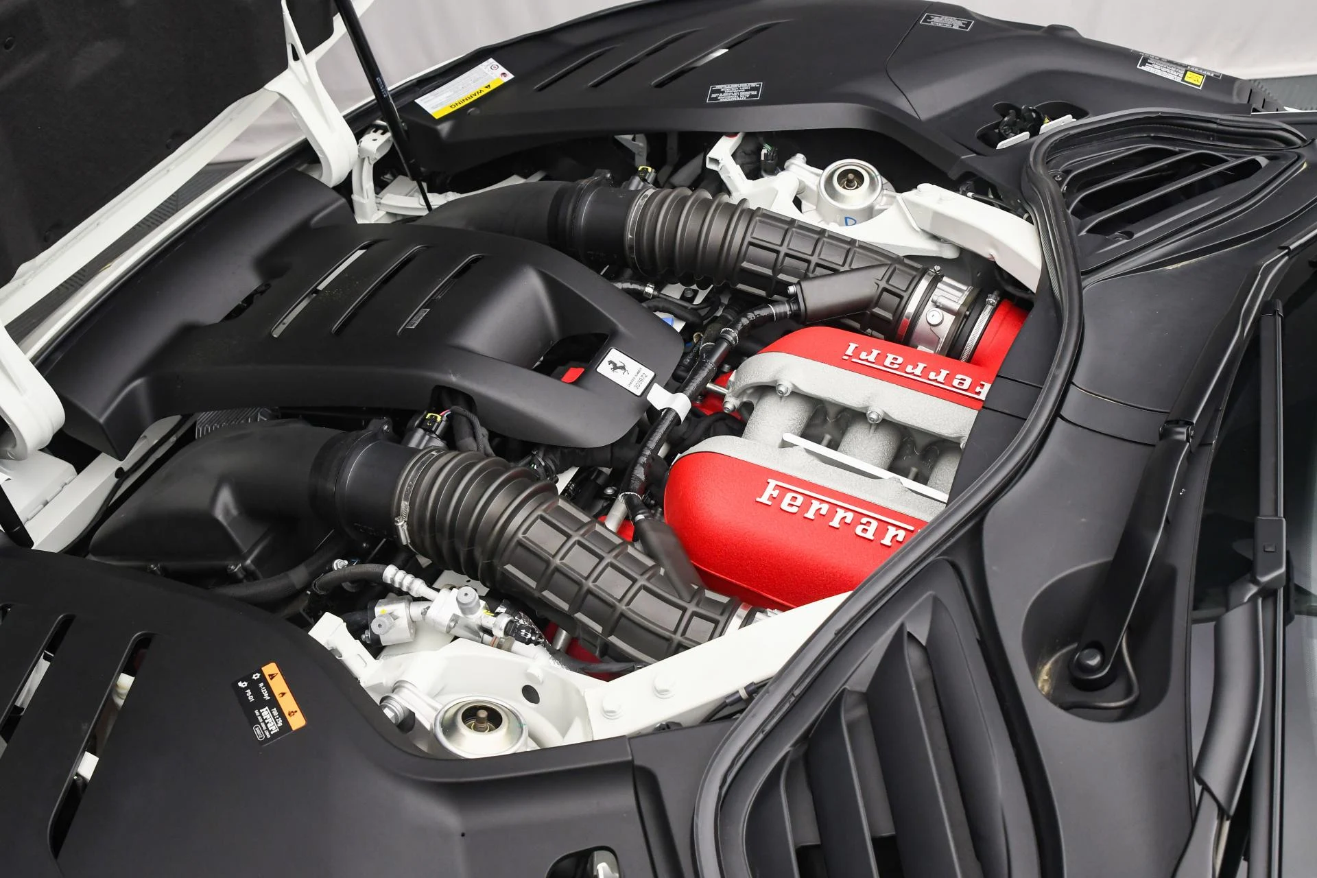 mph030_3460423529_Used_2024_Ferrari_Purosangue_Purosangue_1748680557_294d44a0e1