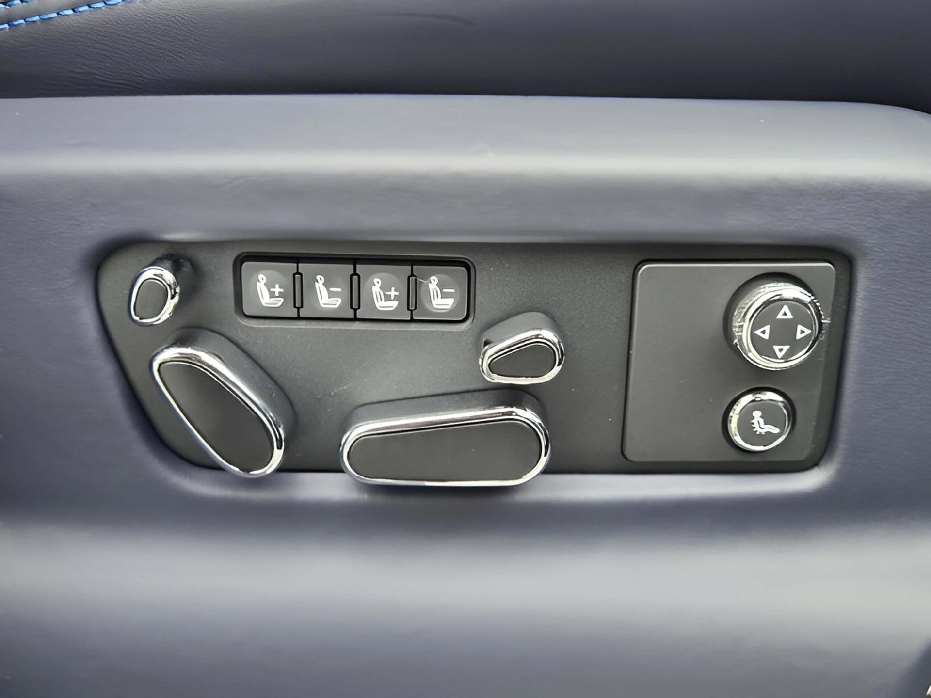 mph030_3460697461_a79bcb682c48fd076e9bc5f195ae4fb1x_a4fe078ca0