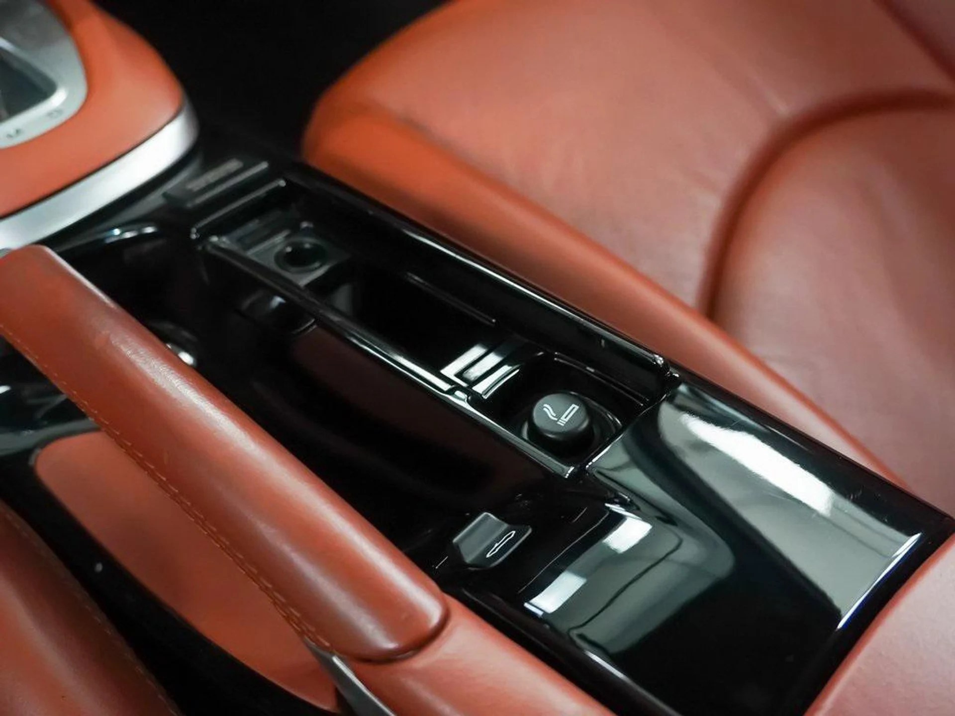 mph030_3462684866_w_Tjt4_P_Som_EHF_6_T_Oa_THSR_Ho_AR_Ar_I_53b779afb5