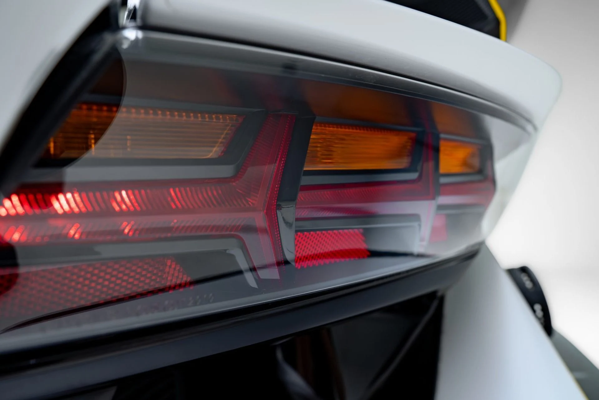 mph030_3464505540_Used_2021_Lamborghini_Aventador_SVJ_LP_770_4_SVJ_1780076945_0955bf4bdf
