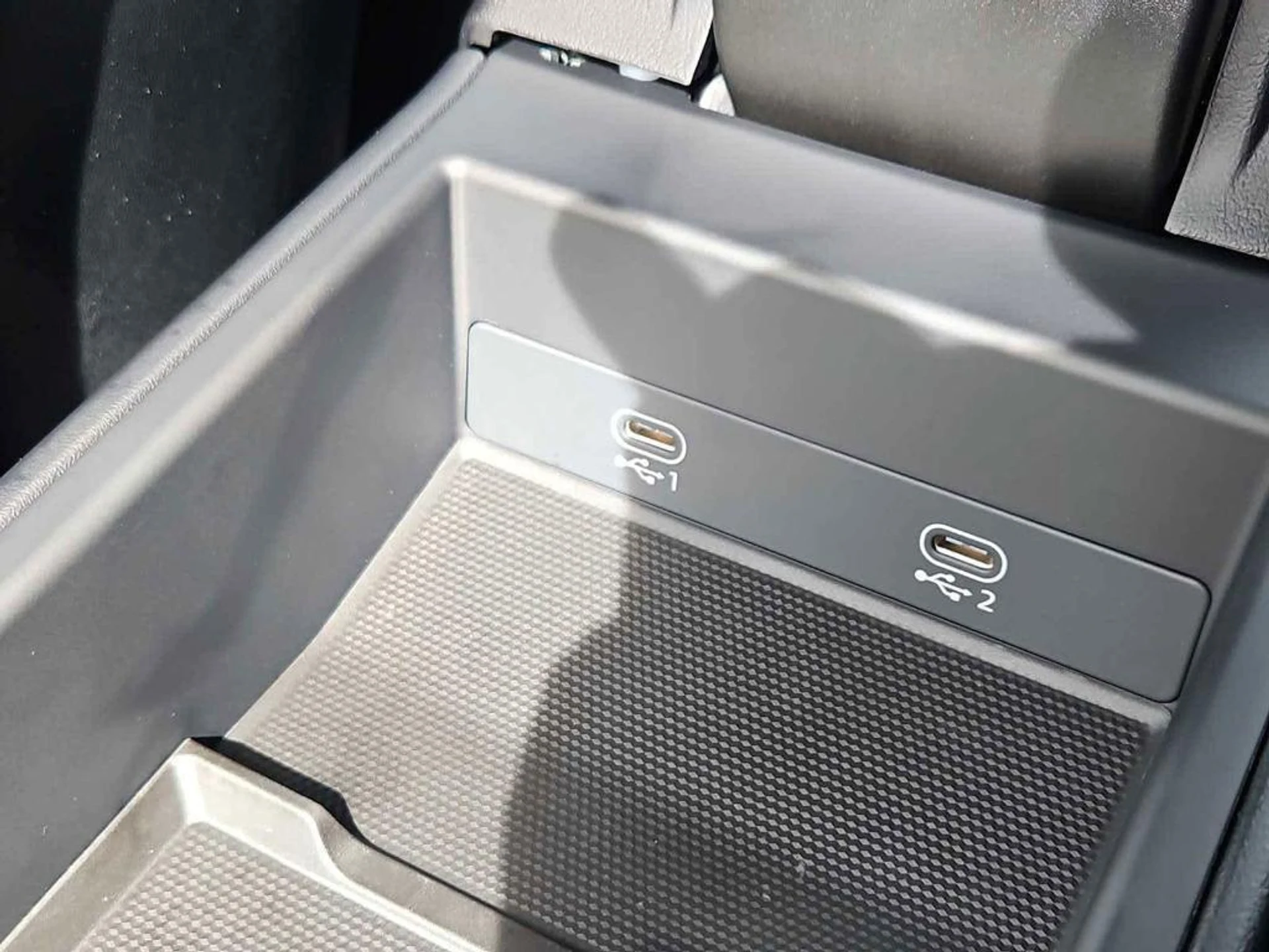 mph030_3465532408_ygf_I4bvhg7_eo_I6_Jgsi_Zr_Ahg_GK_0_5b98716830