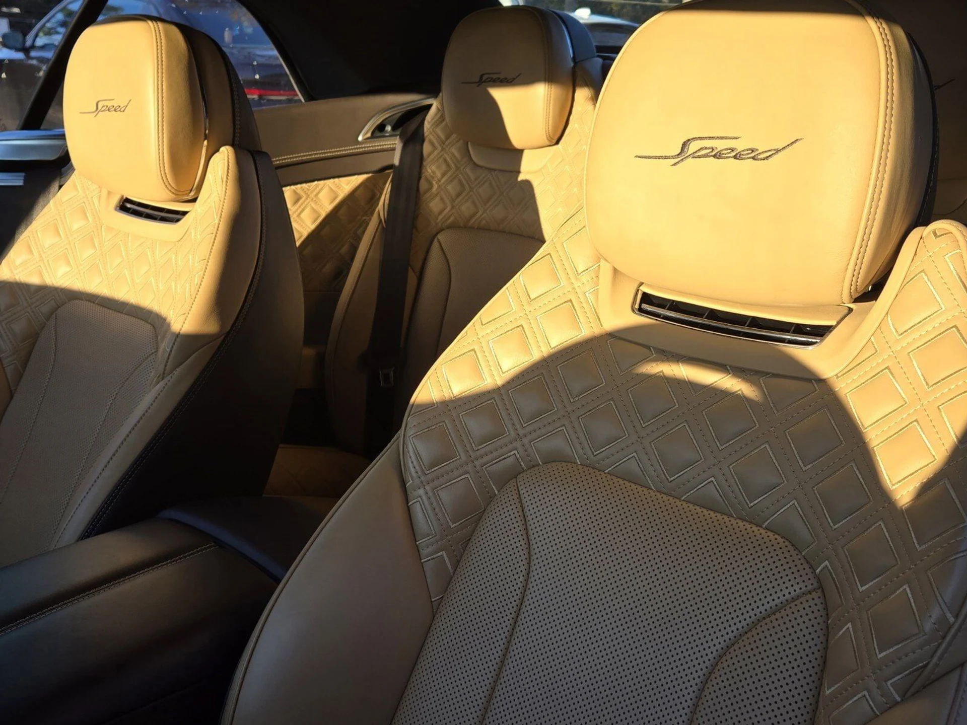 mph030_3466952653_58be9c3380fc54c1daed2c1983d79b33x_2cdedf030e