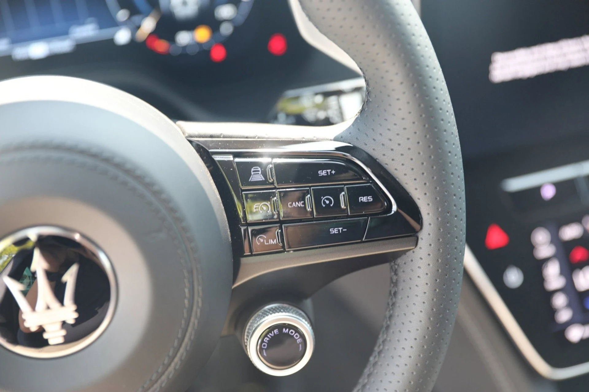 mph030_3466975494_4de8f0603b56476fbdb29badf06f0e2a_ad84fb5a0d