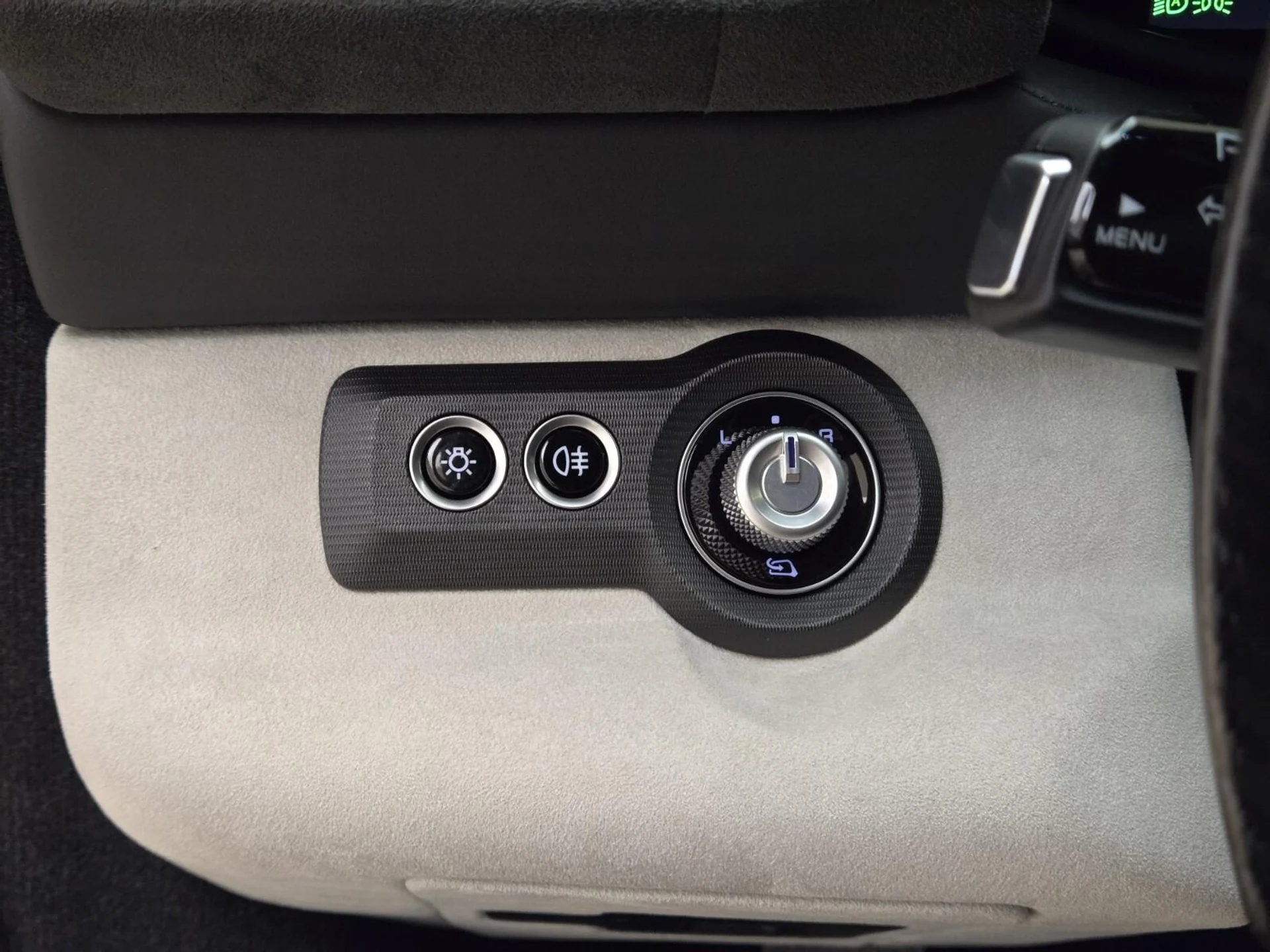 mph030_346790636_Used_2023_Maserati_MC_20_1762849639_481ecc6cbb