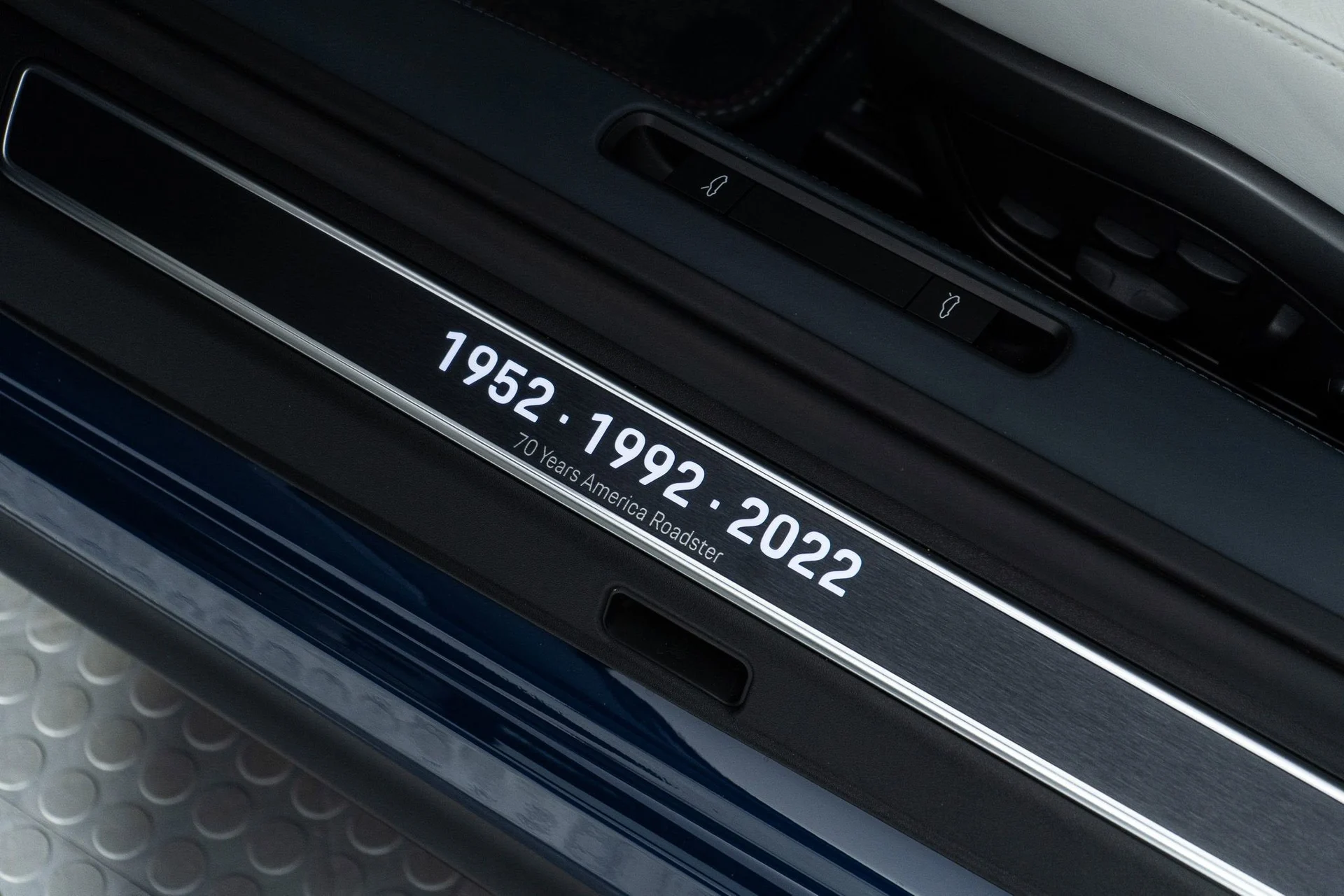 mph030_3468276003_44f1416779dc45fe9b84953076f633ad_a24553e826