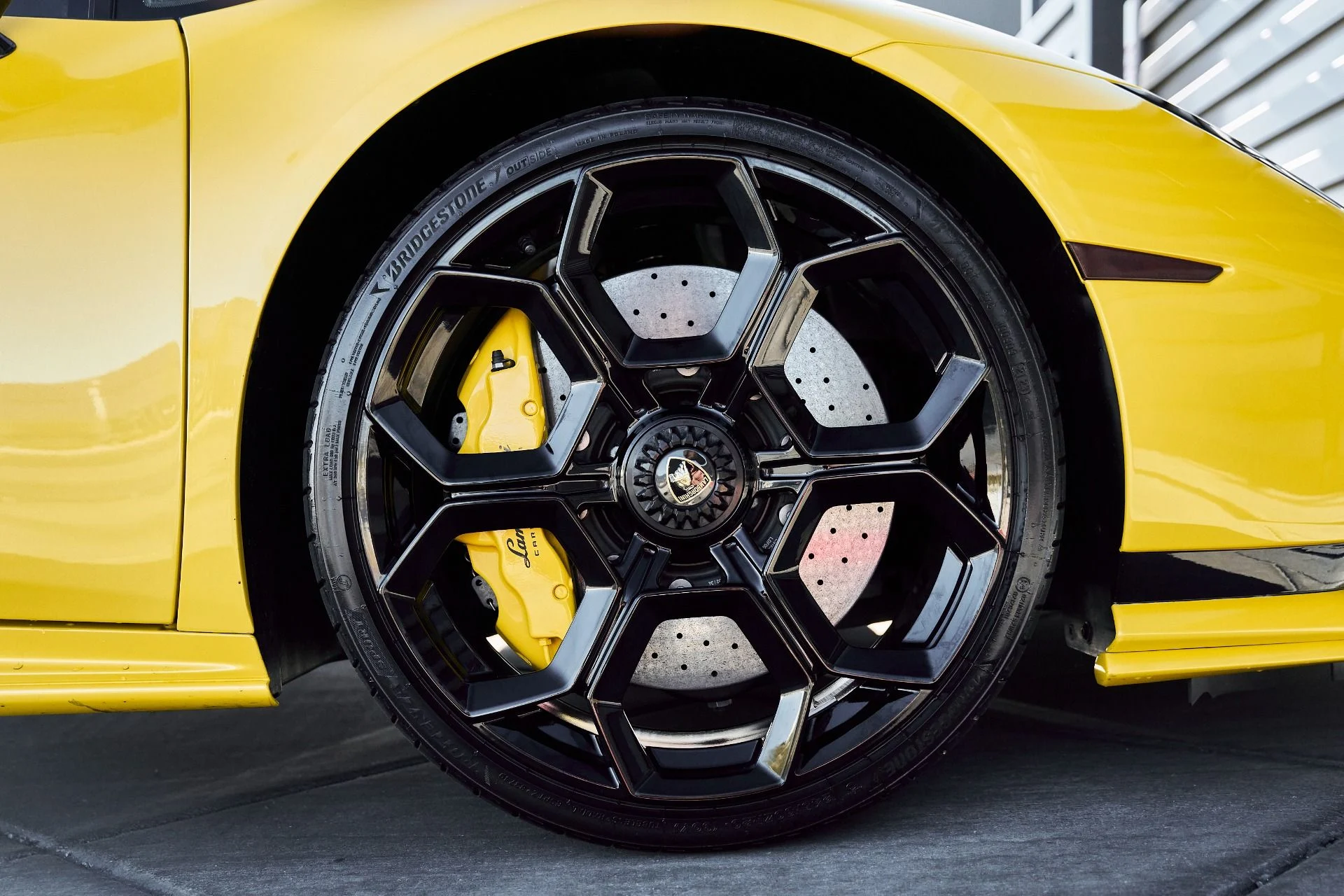 mph030_3468417060_Used_2023_Lamborghini_Huracan_Tecnica_1768616146_9bca8122e0