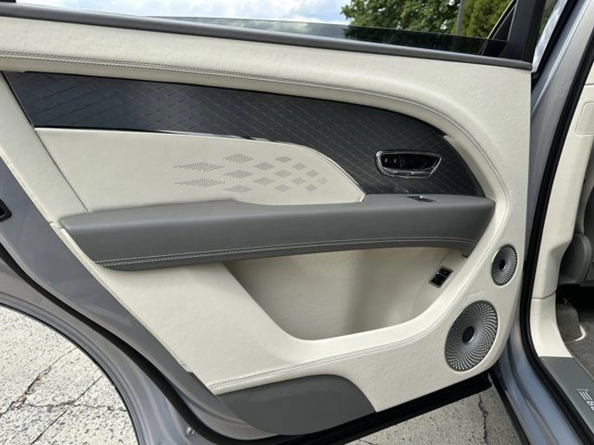 mph030_3487700428_7b014a7597ae445fa7ab76af6ecf90b5_ab72de220f