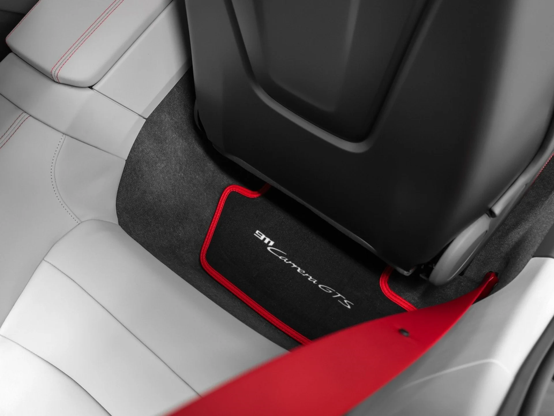 mph030_3491551778_31_0be96a13b0