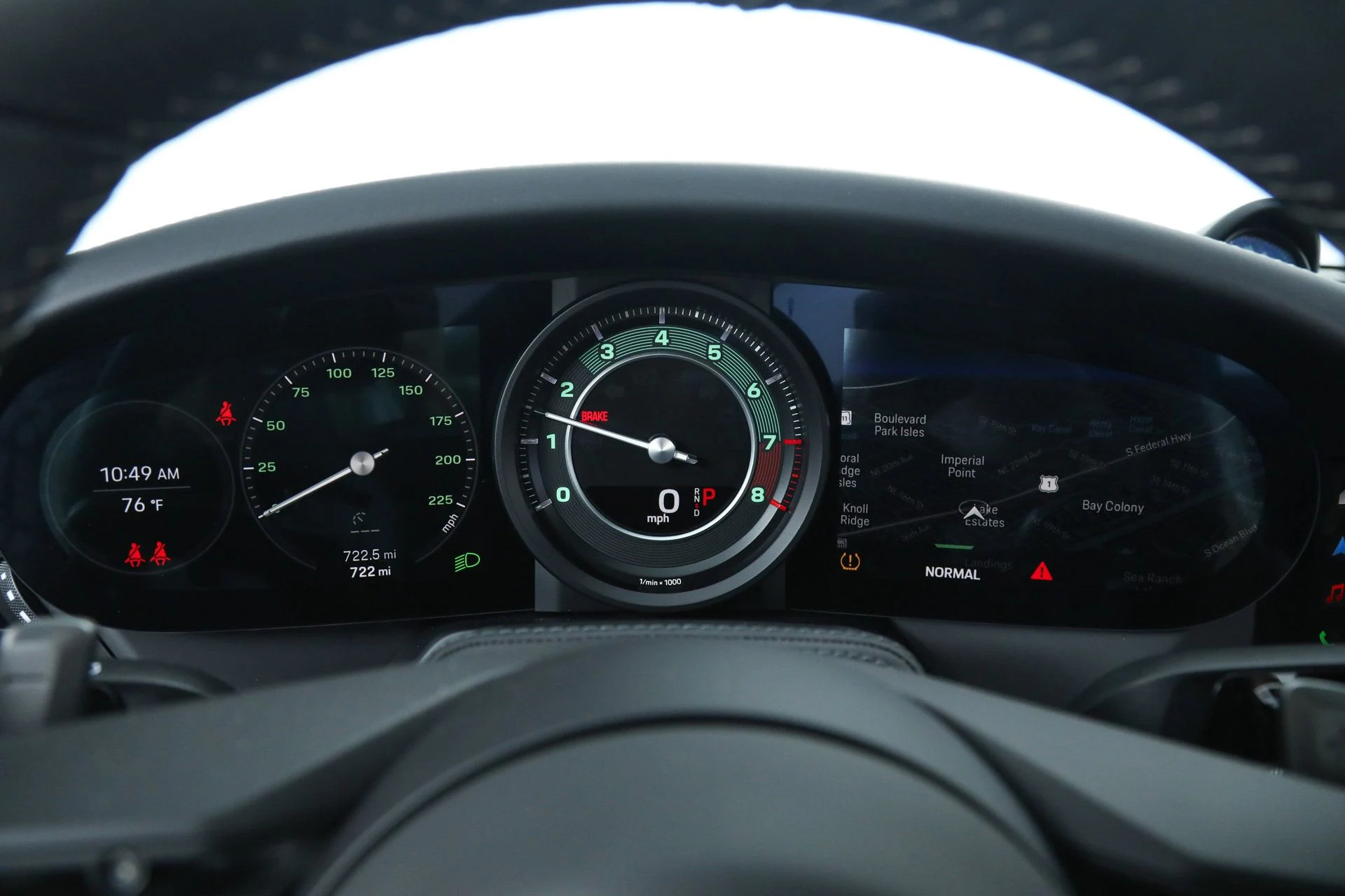 mph030_349632851_88f04c3e24172b6d6db218a9ced74755_da65d78383