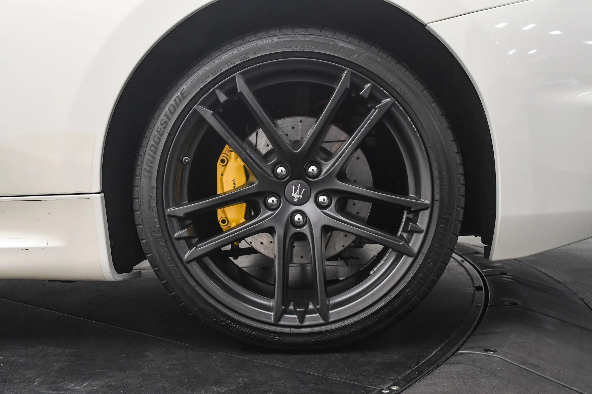 mph030_3498523968_Used_2018_Maserati_Gran_Turismo_Convertible_MC_1755159382_3bfab1a14d