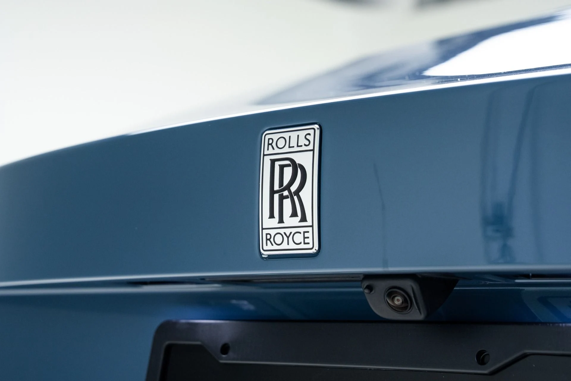 mph030_3500683397_Used_2024_Rolls_Royce_Spectre_1775065047_caa0592f08