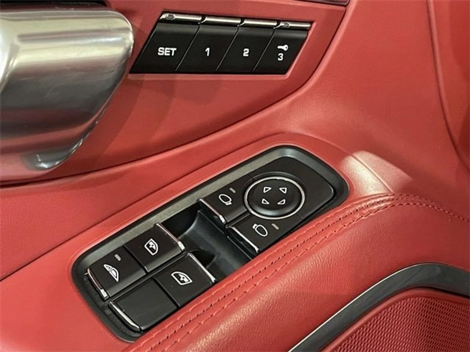 mph030_3500826005_7b4e05fb8f361905621b9d51254d37a1x_5a31df9cdb