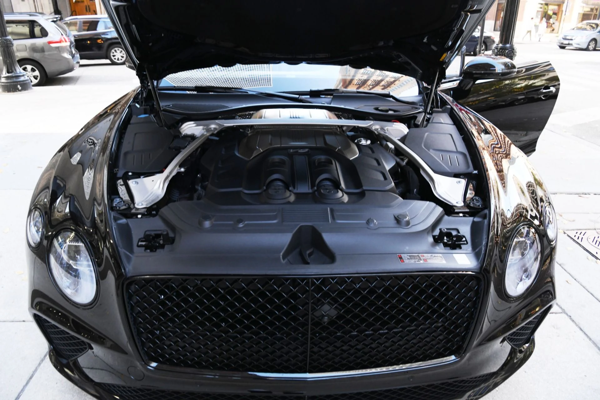 mph030_3515866034_Used_2022_Bentley_Continental_GTC_Convertible_GTC_V8_1732653357_e27d7910aa