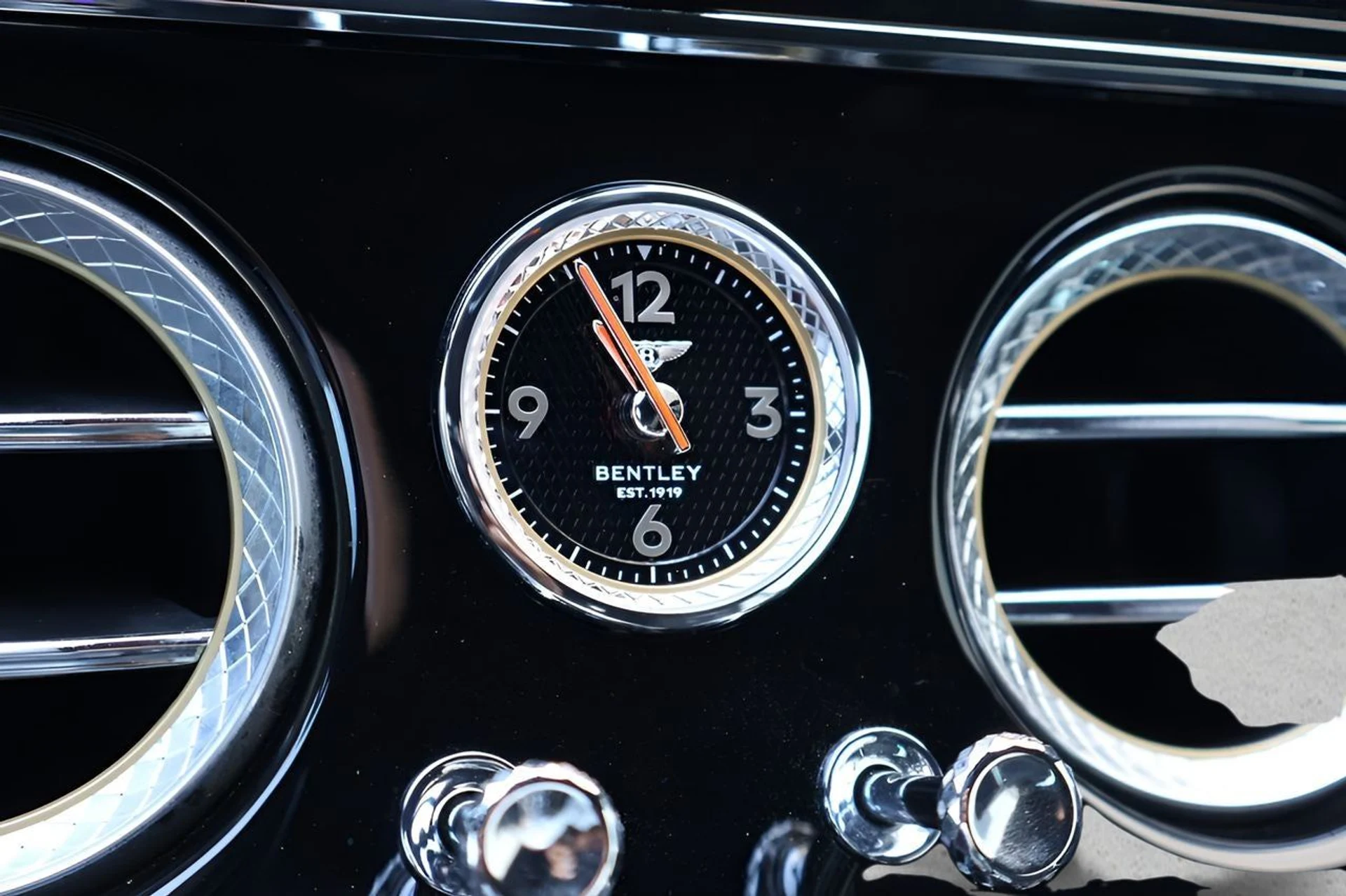 mph030_352082835_31_efb4d5ad2b