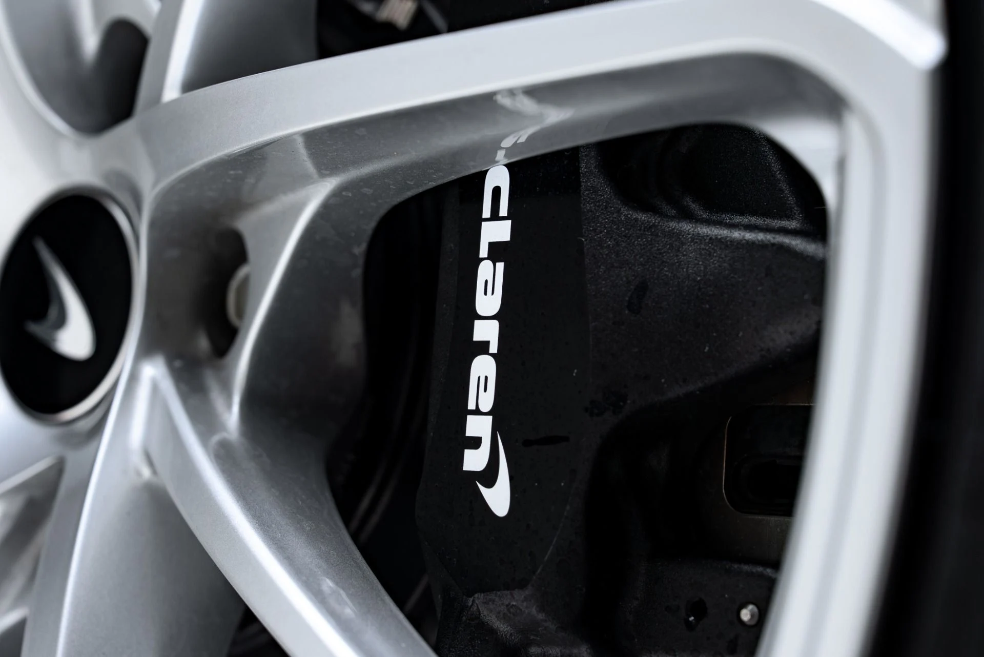 mph030_3523009925_Used_2024_Mc_Laren_750_S_Spider_1776888165_ce7da37529