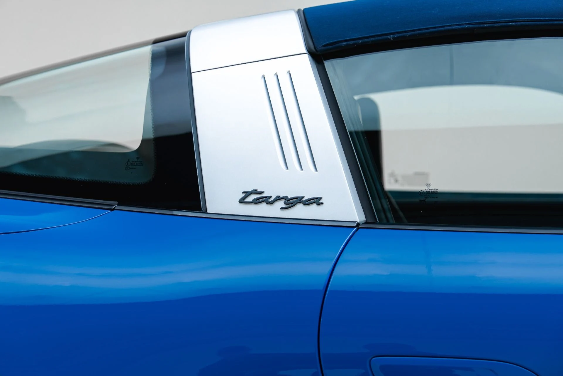 mph030_3526697432_Used_2026_Porsche_911_Targa_4_GTS_1788307384_4a44ff15b5