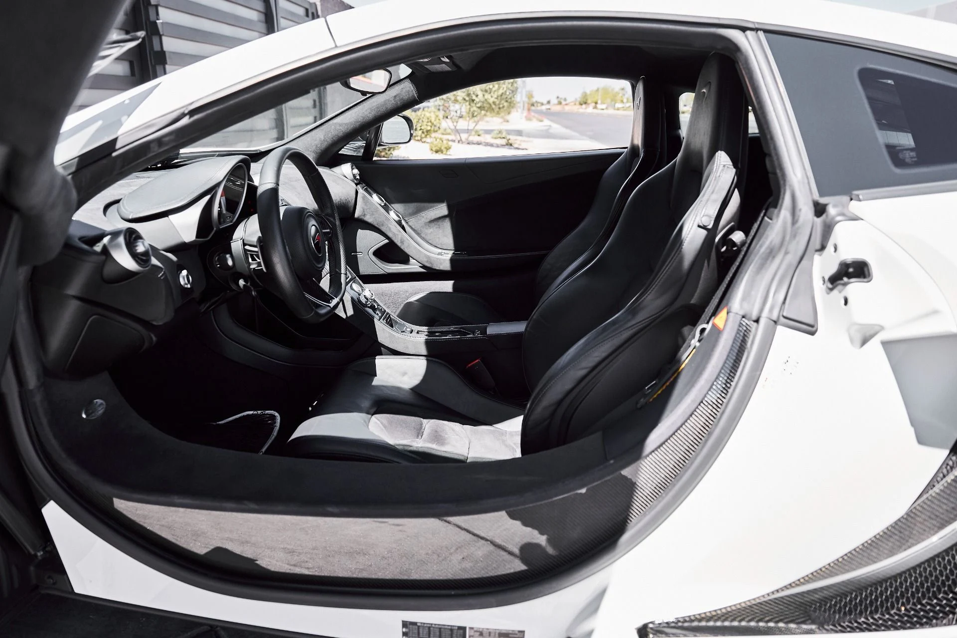 mph030_3527407904_Used_2012_Mc_Laren_MP_4_12_C_Base_1777009070_b22c73480e