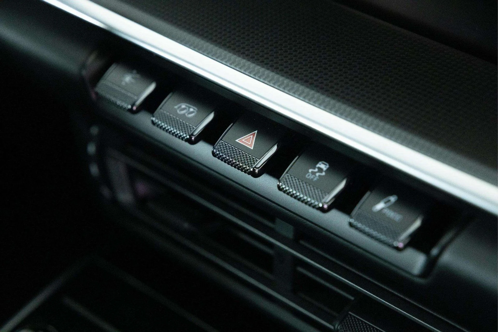 mph030_3528325950_image_31_6a003b55be