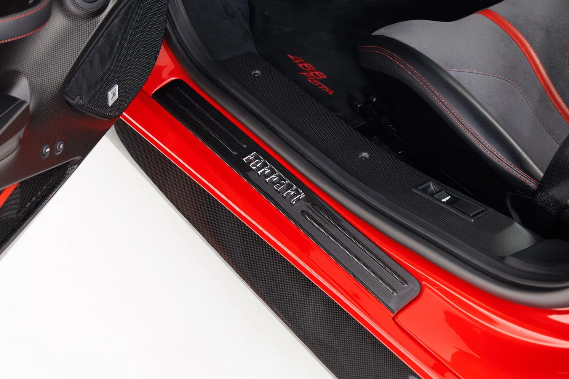 mph030_3538087194_Used_2019_Ferrari_488_Pista_1772733819_90fa44ddb5