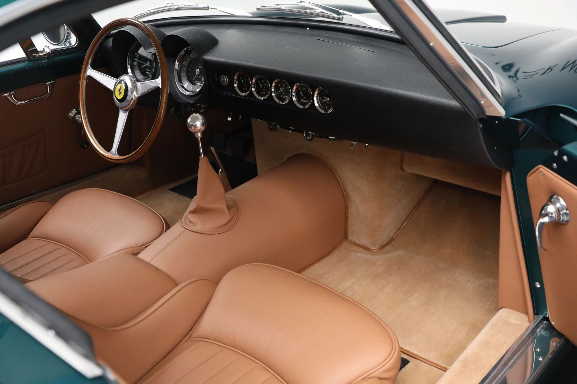 mph030_3540047567_Used_1969_Ferrari_250_SWB_6cbe531554