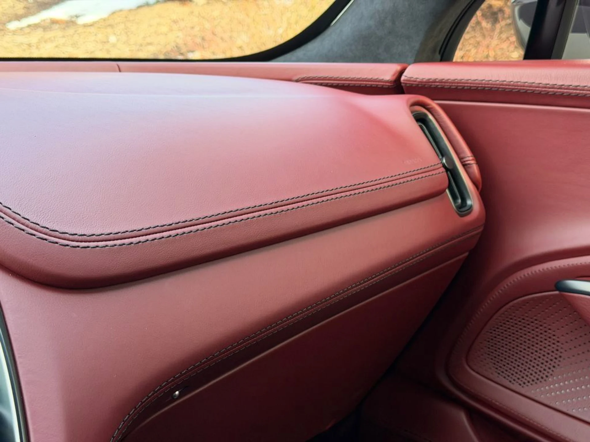 mph030_354494691_9385e088b371461fa07822d664757e59_c3ca4e19bb