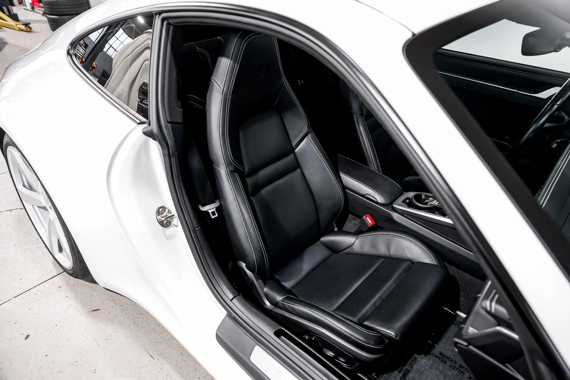 mph030_35509162_206fdeffabe944f5aa82be677a515c2b_4badbab42a