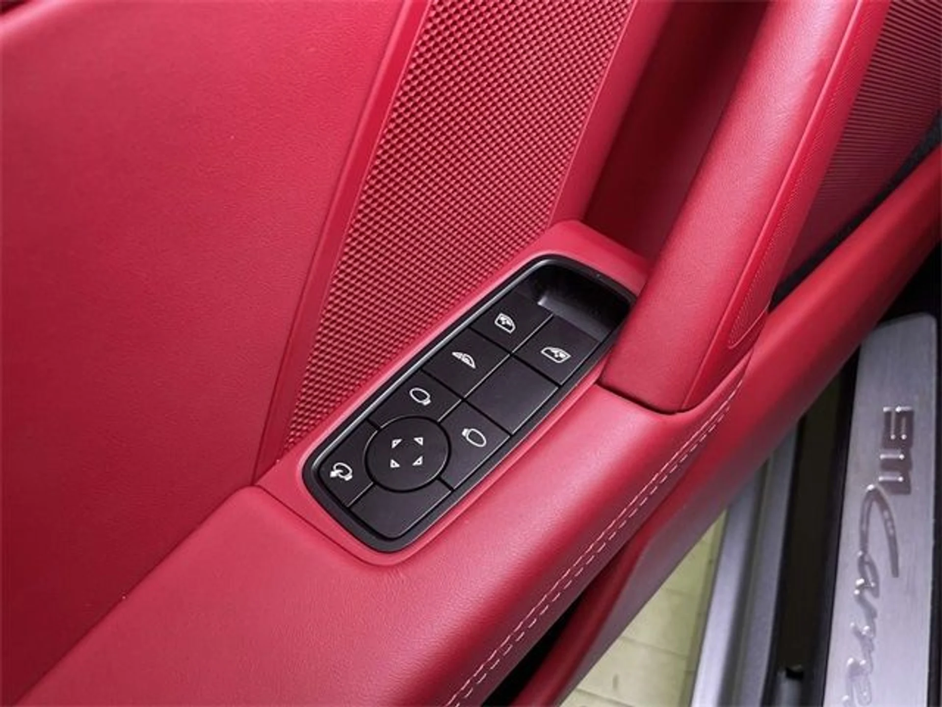 mph030_3551660290_39a5af4c695d2c3b8cacb13674fa339dx_2d59a54588