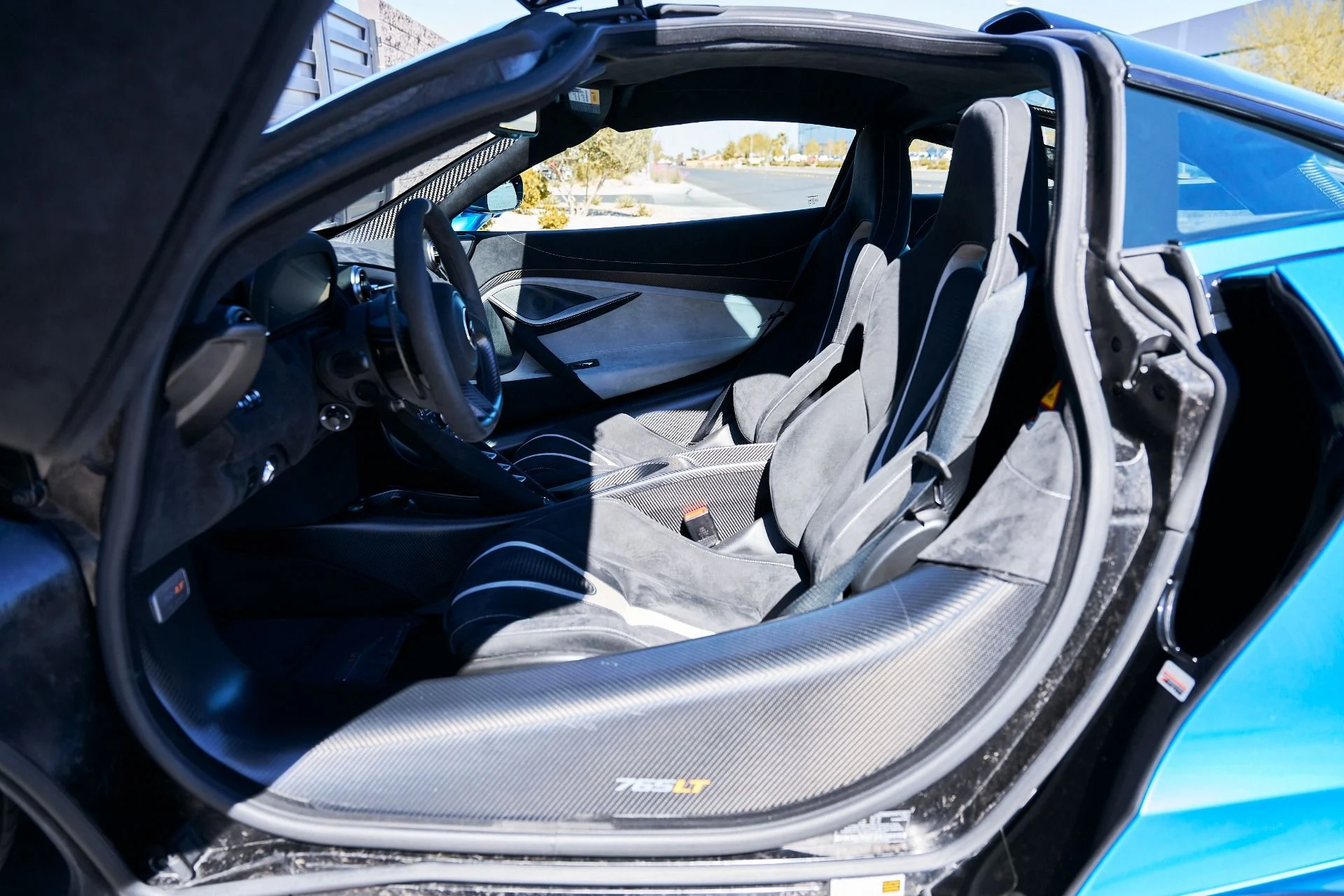 mph030_3556906801_Used_2021_Mc_Laren_765_LT_Base_1772822790_f734a5d225