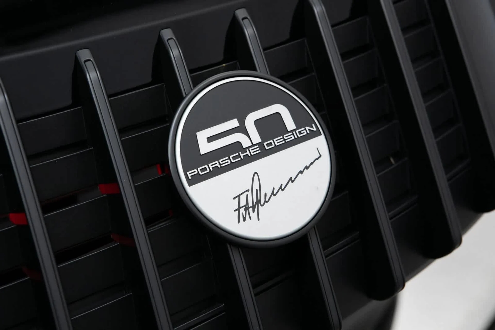 mph030_3561126898_75655e8e673469635361c051a6c25f6bx_c76d992fbd