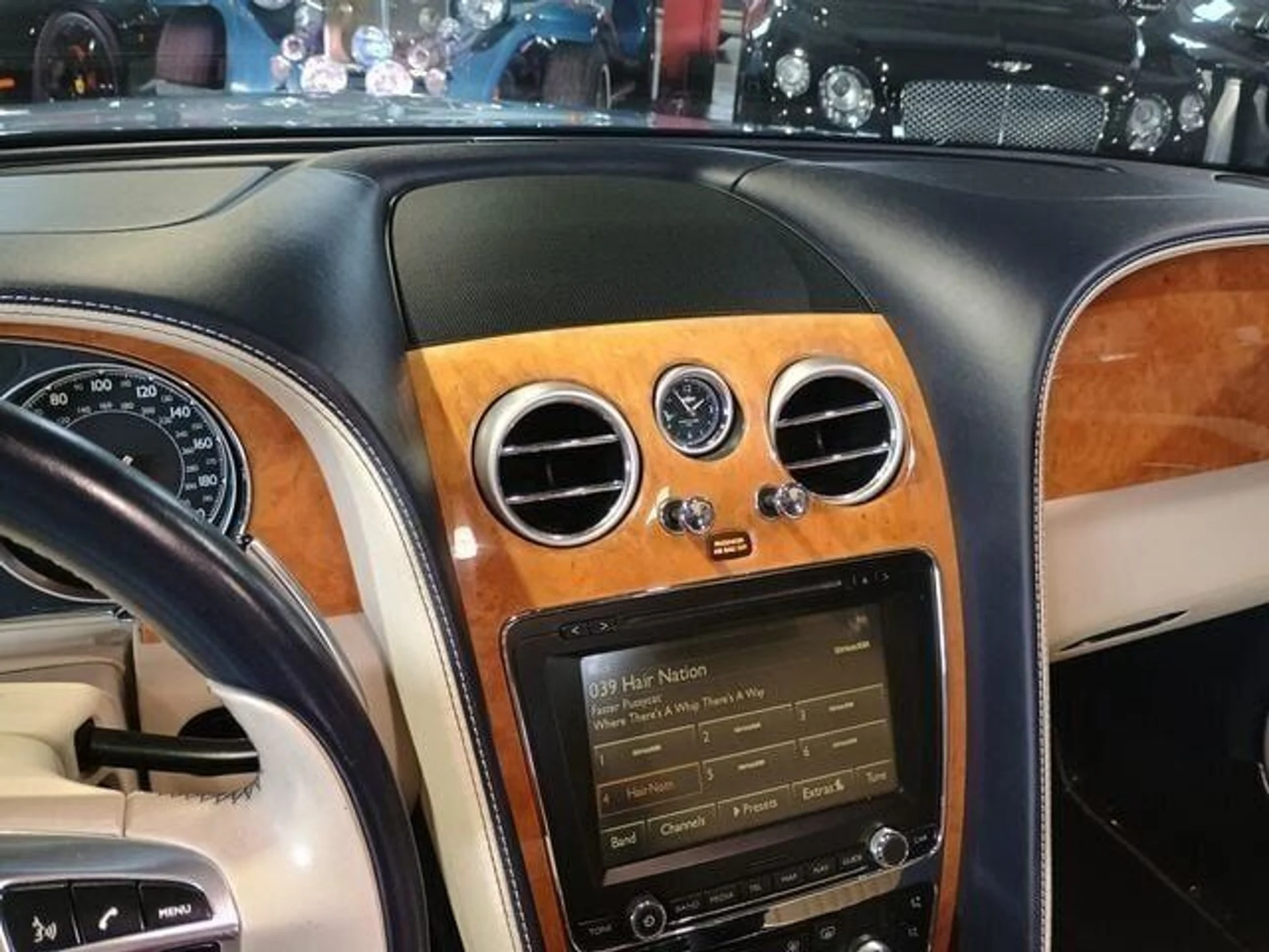 mph030_3563235855_b67eee2e6a_640_293d4cec3a