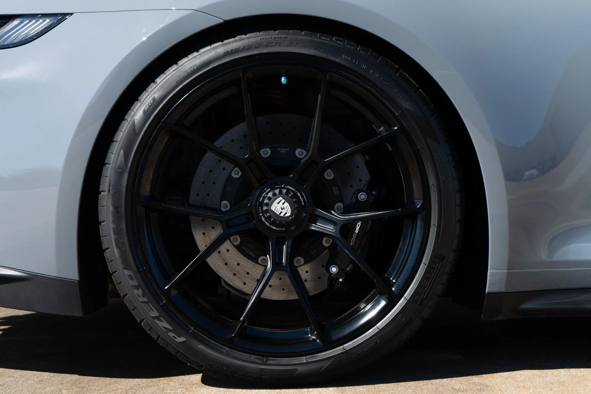 mph030_3568211313_Used_2024_Porsche_911_GT_3_Touring_1771783226_73686391fe