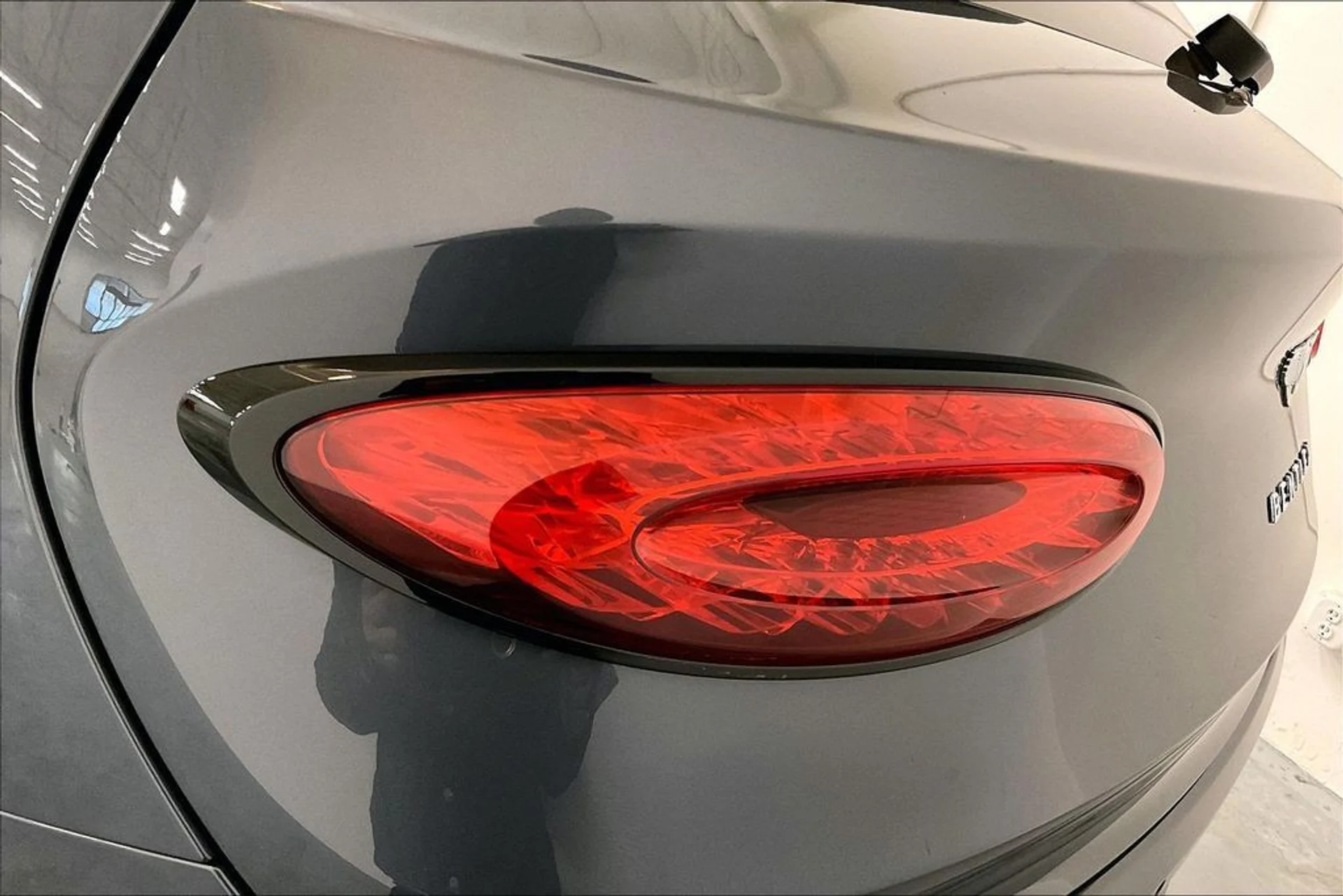 mph030_3570268311_53c3eb7259b2979f385c8a851ac46554x_8c13f53bfd