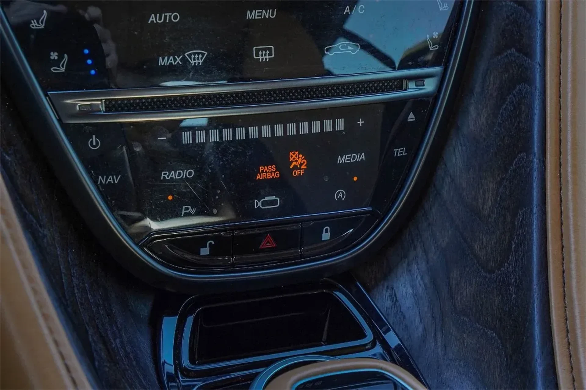 mph030_3573185609_55513871d22e47e08aa5fe1baaeb668c_6441a3233f