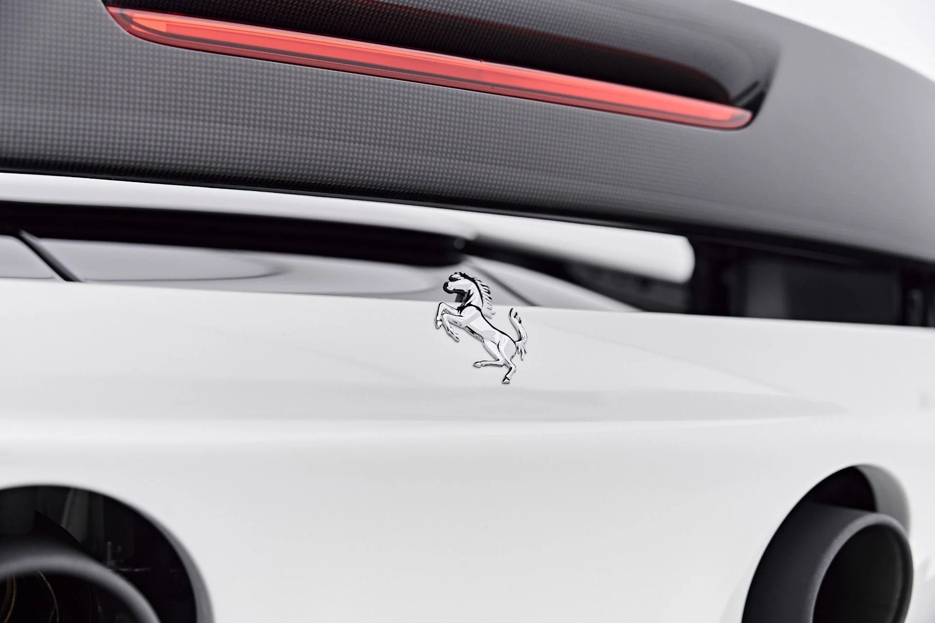 mph030_3577429777_Used_2022_Ferrari_SF_90_Spider_Base_1787100336_9c965032d1