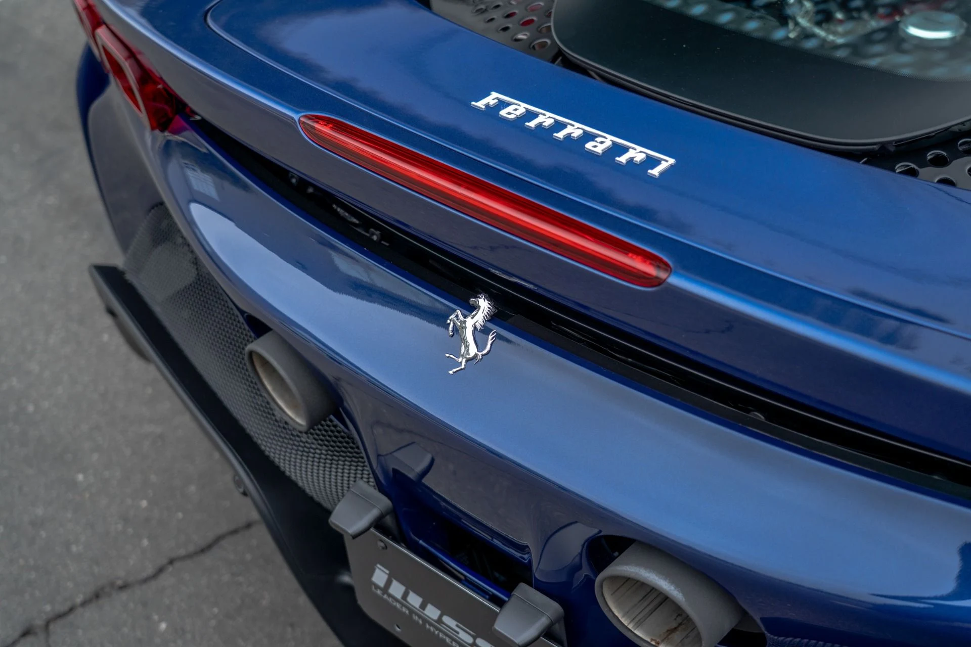 mph030_3582643939_Used_2023_Ferrari_SF_90_Stradale_1759957430_6a6ef27e1c