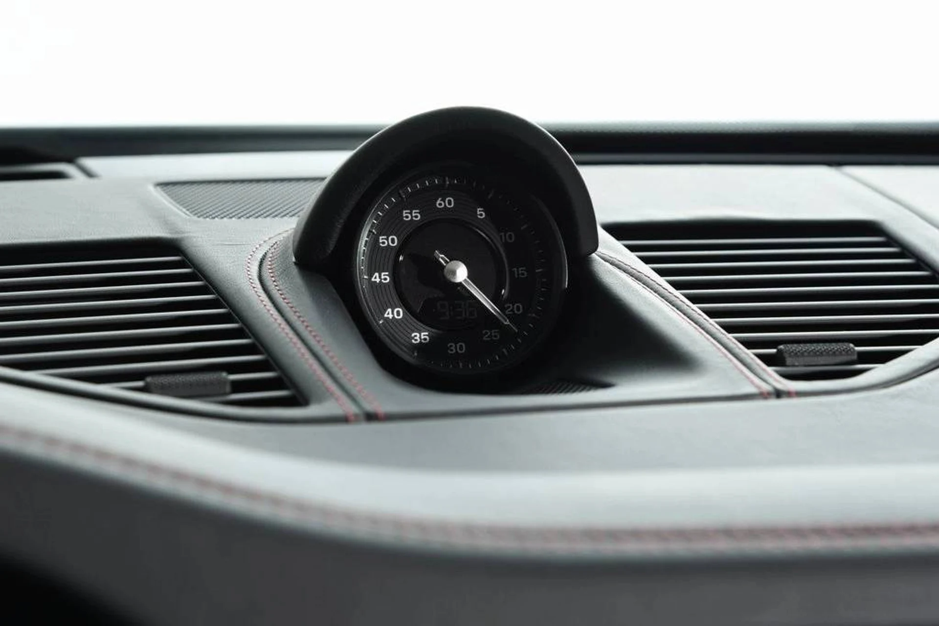 mph030_361467626_b7b519a39739d233f74fa0334de61984x_e445f921a7