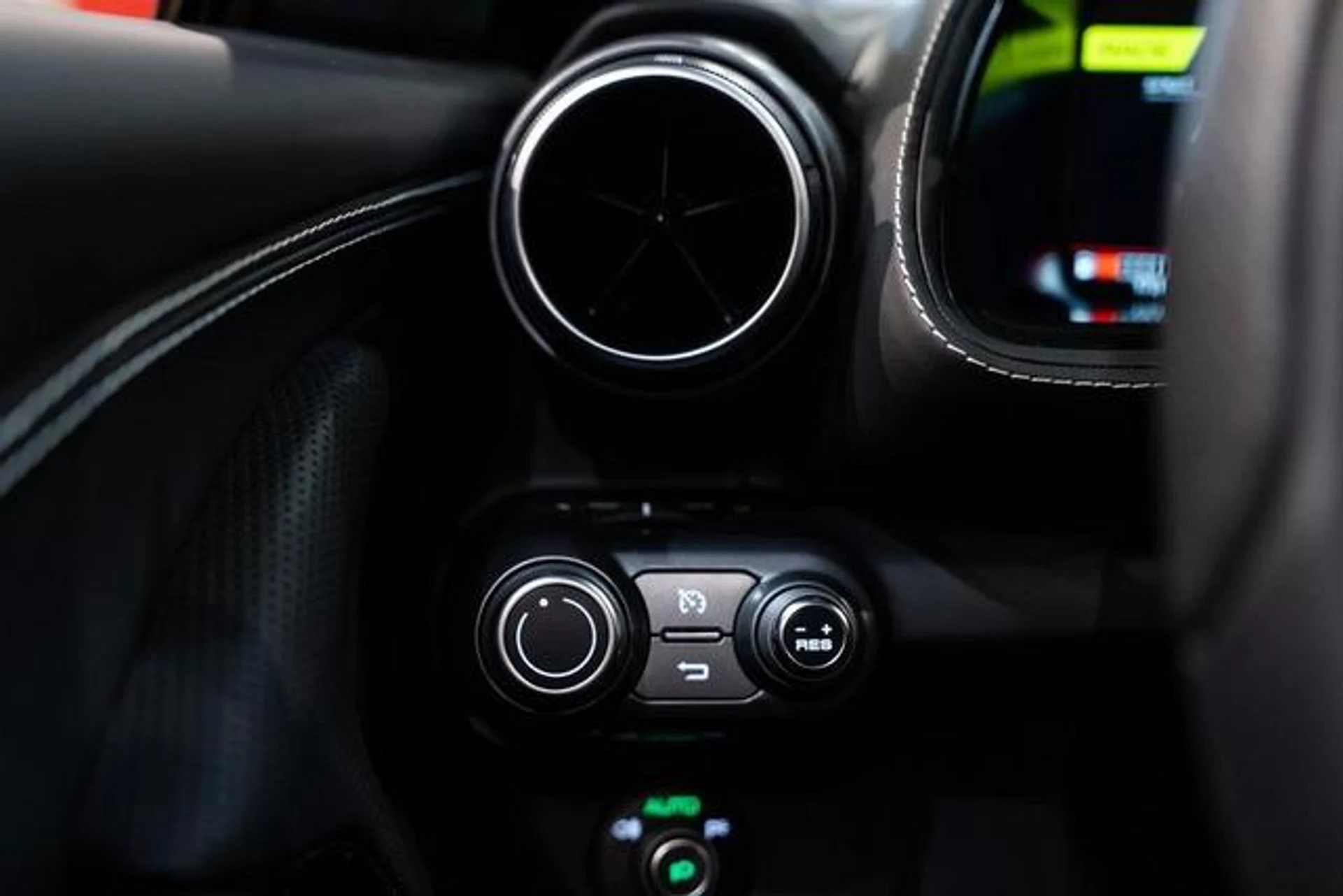 mph030_3616829479_9_C_Mg6_UZT_Du_V7k_Wb8s_S_Ll_FD_Orw_S4_cb24a9ee38