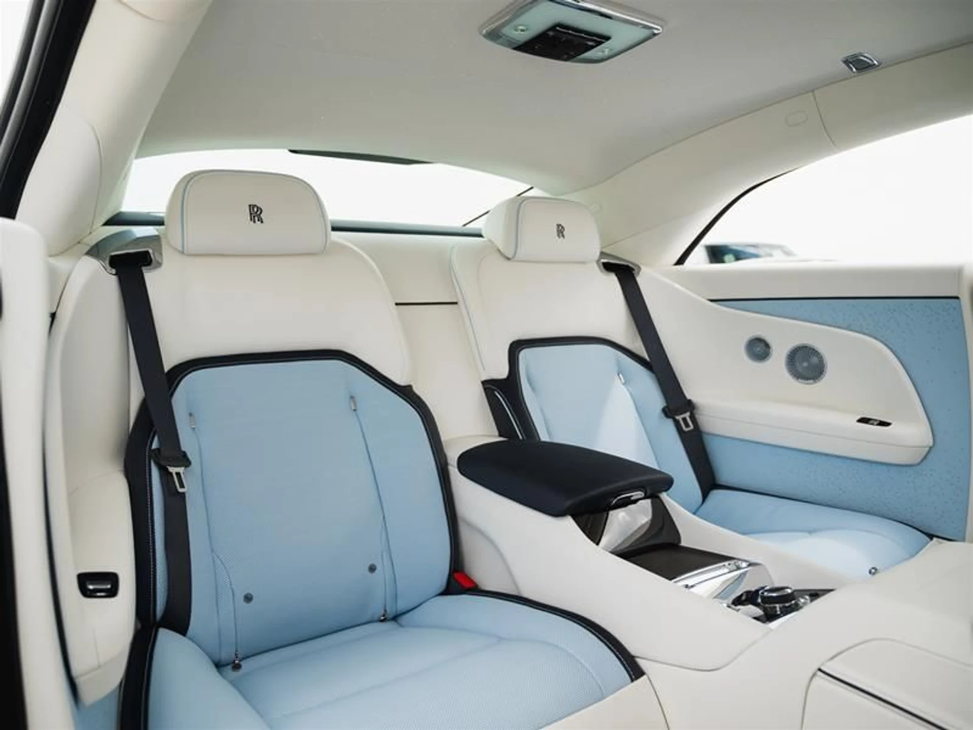 mph030_3617352950_oae3mhb2_56758dd5b4