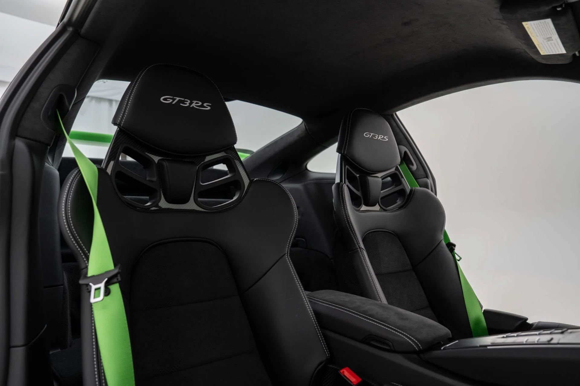 mph030_362513930_Used_2019_Porsche_911_GT_3_RS_1774471168_205554e733