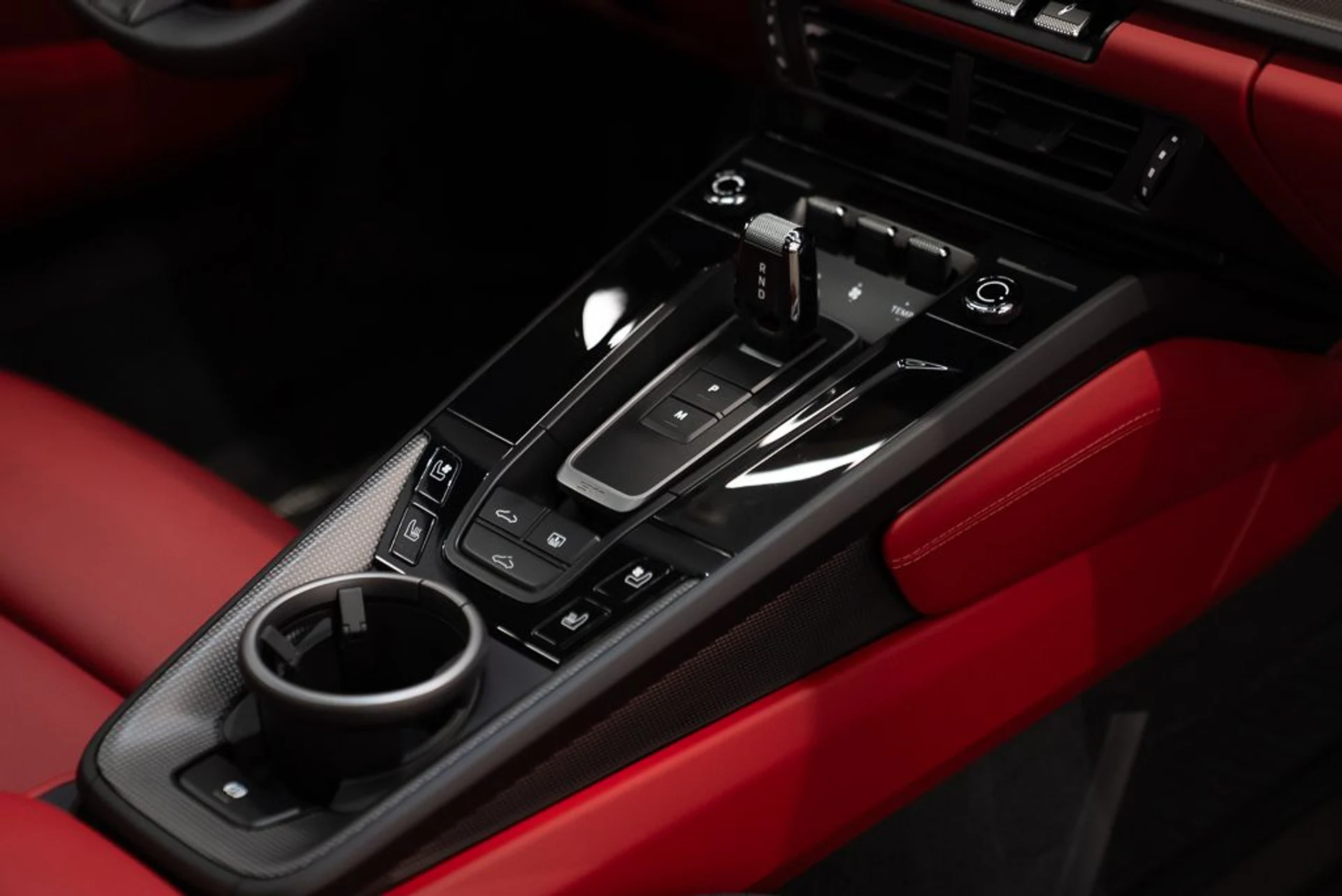 mph030_3626319681_porsche_911_2026_jpg_v_1775165756_333a362291