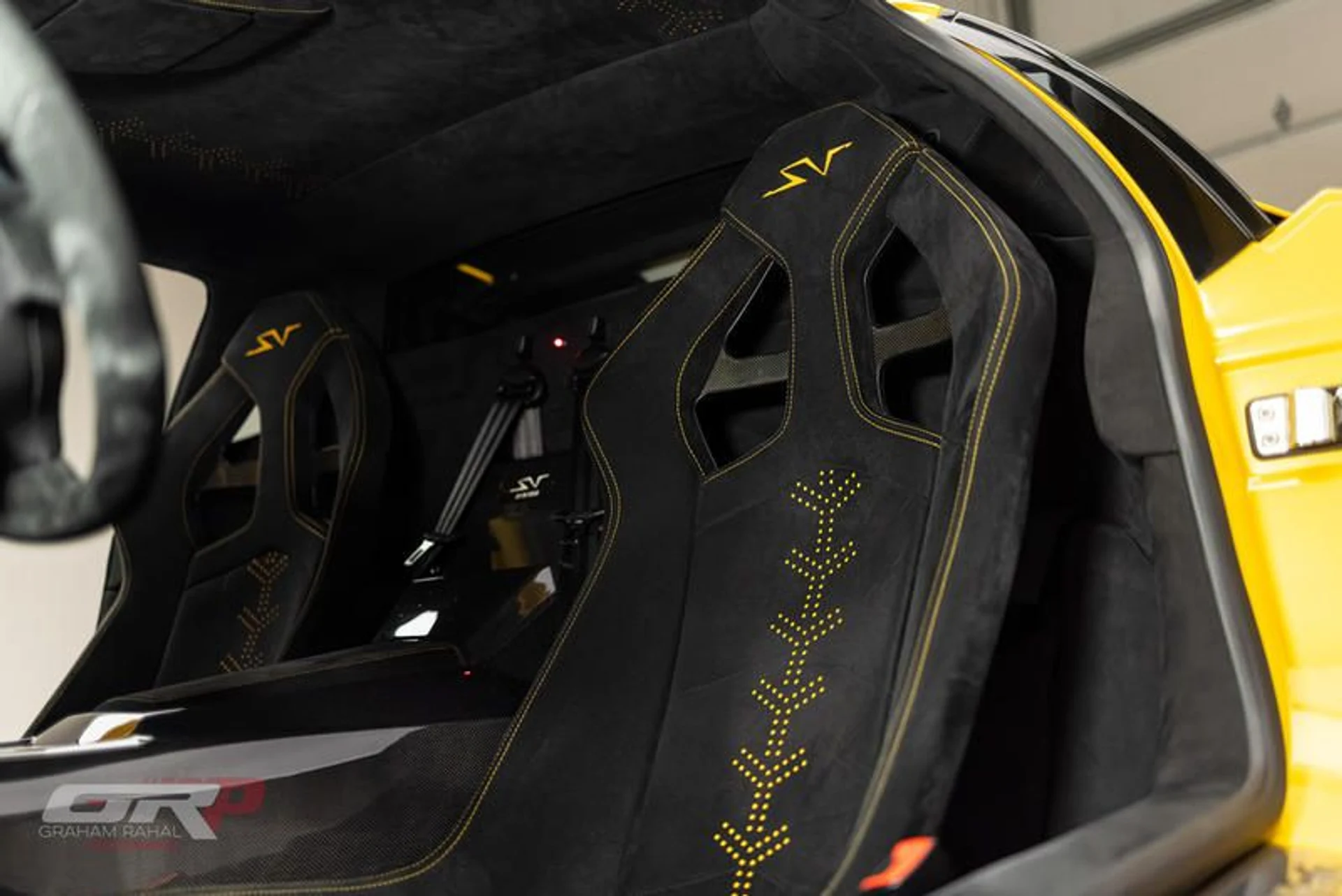 mph030_3634945394_84_E11614_0_EBC_441_B_B58_F_F4391_C1_C8_C84_b00a8dfc98