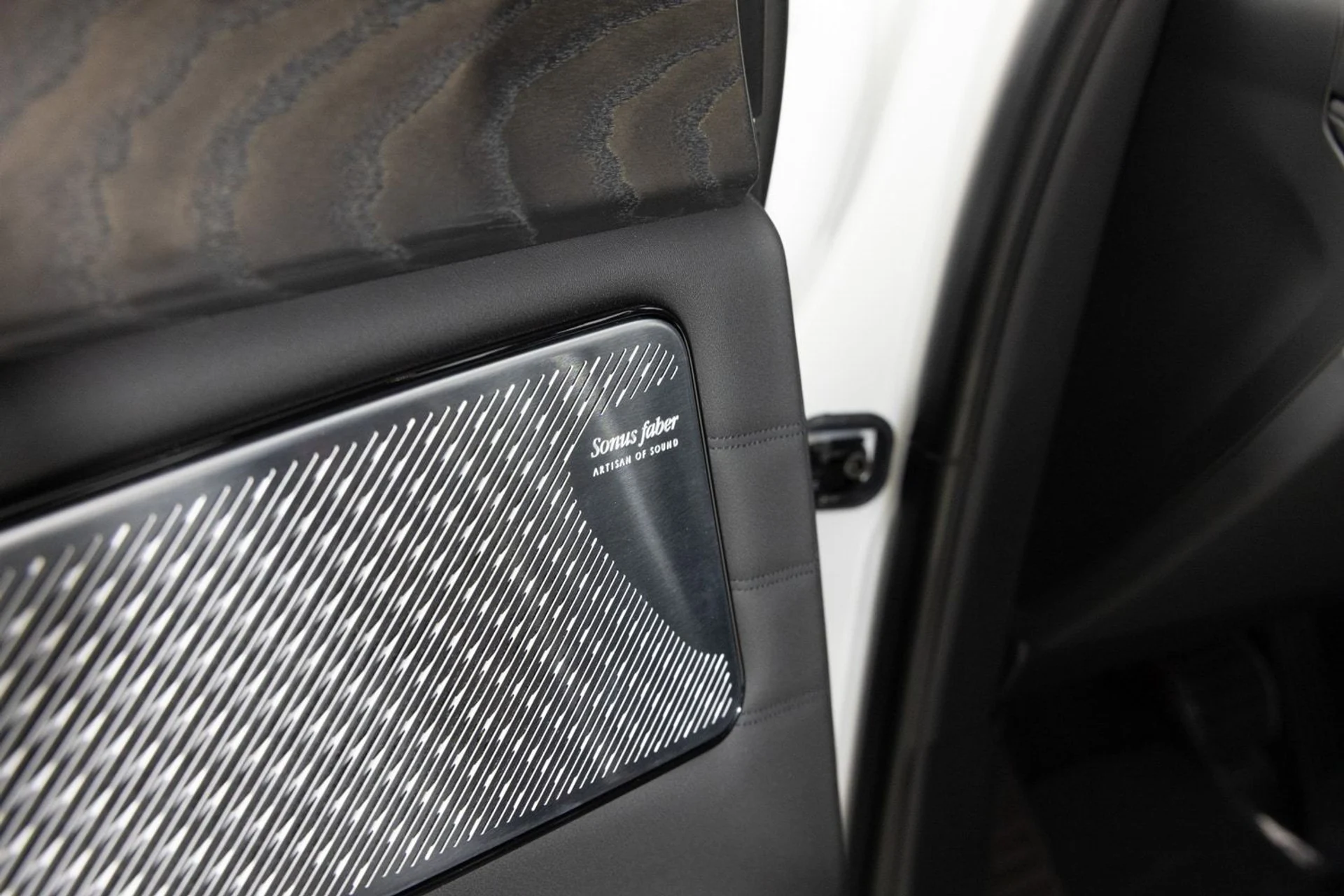 mph030_3644389409_decda558596d45d3ab102fff01832154_1cfd610d58