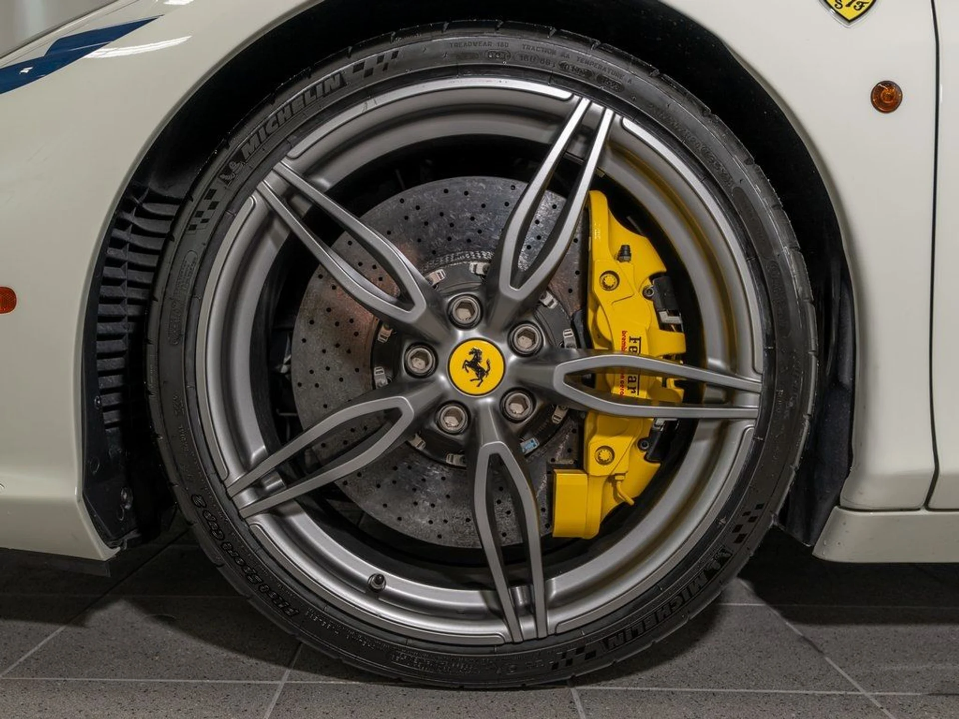 mph030_3645884919_image_31_b2c1c18771