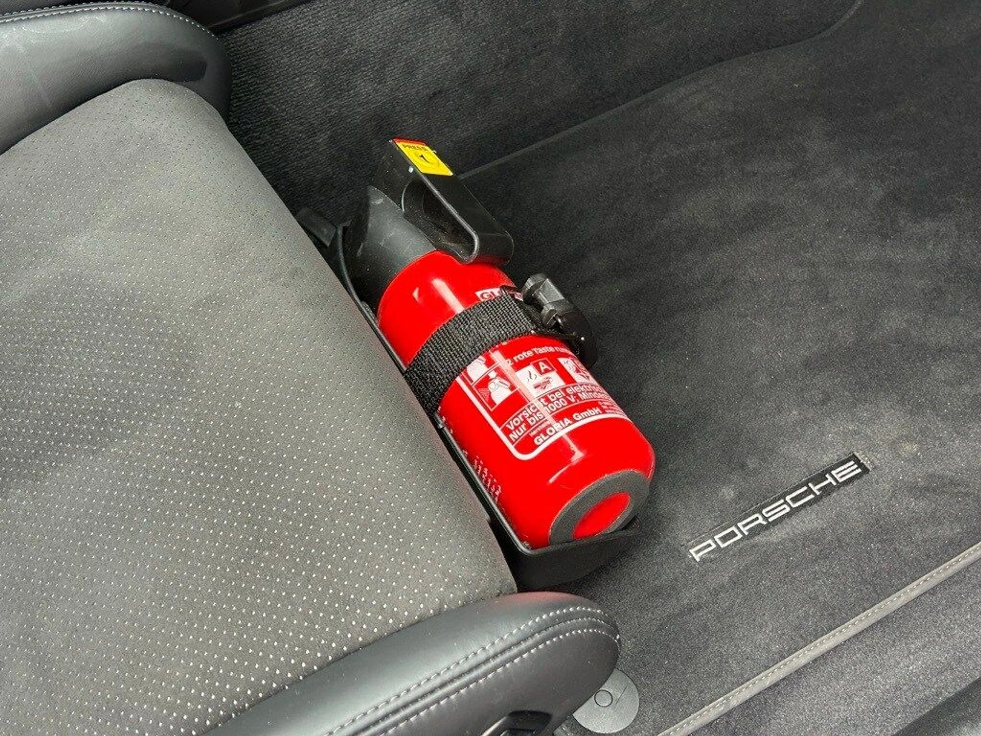 mph030_3649703985_a55ba26c5d56bba4ae0ec9b08af18f30x_06bc265632