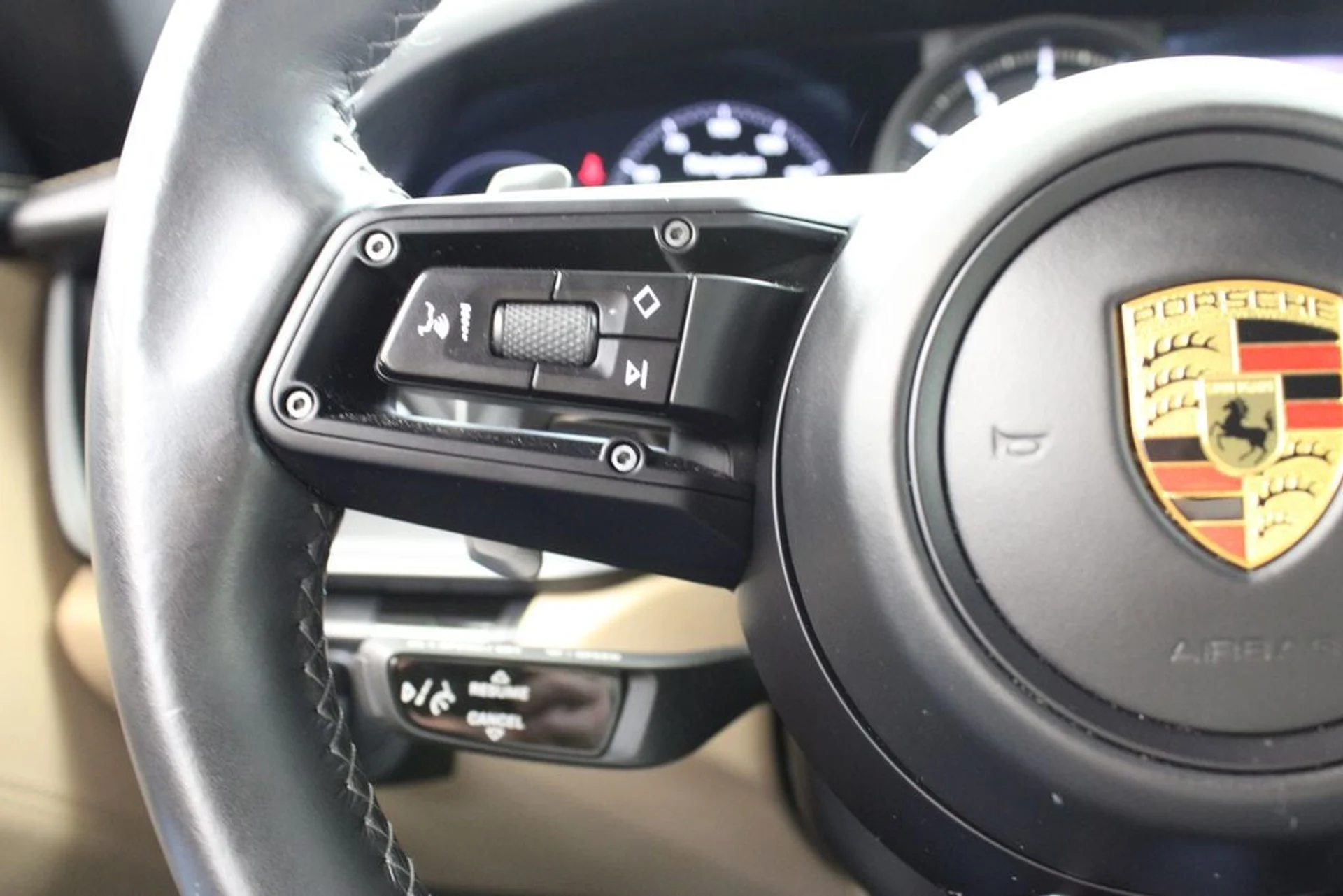 mph030_3658414585_15f59c5bbf58b19f17d27262601004f2x_472b745f03