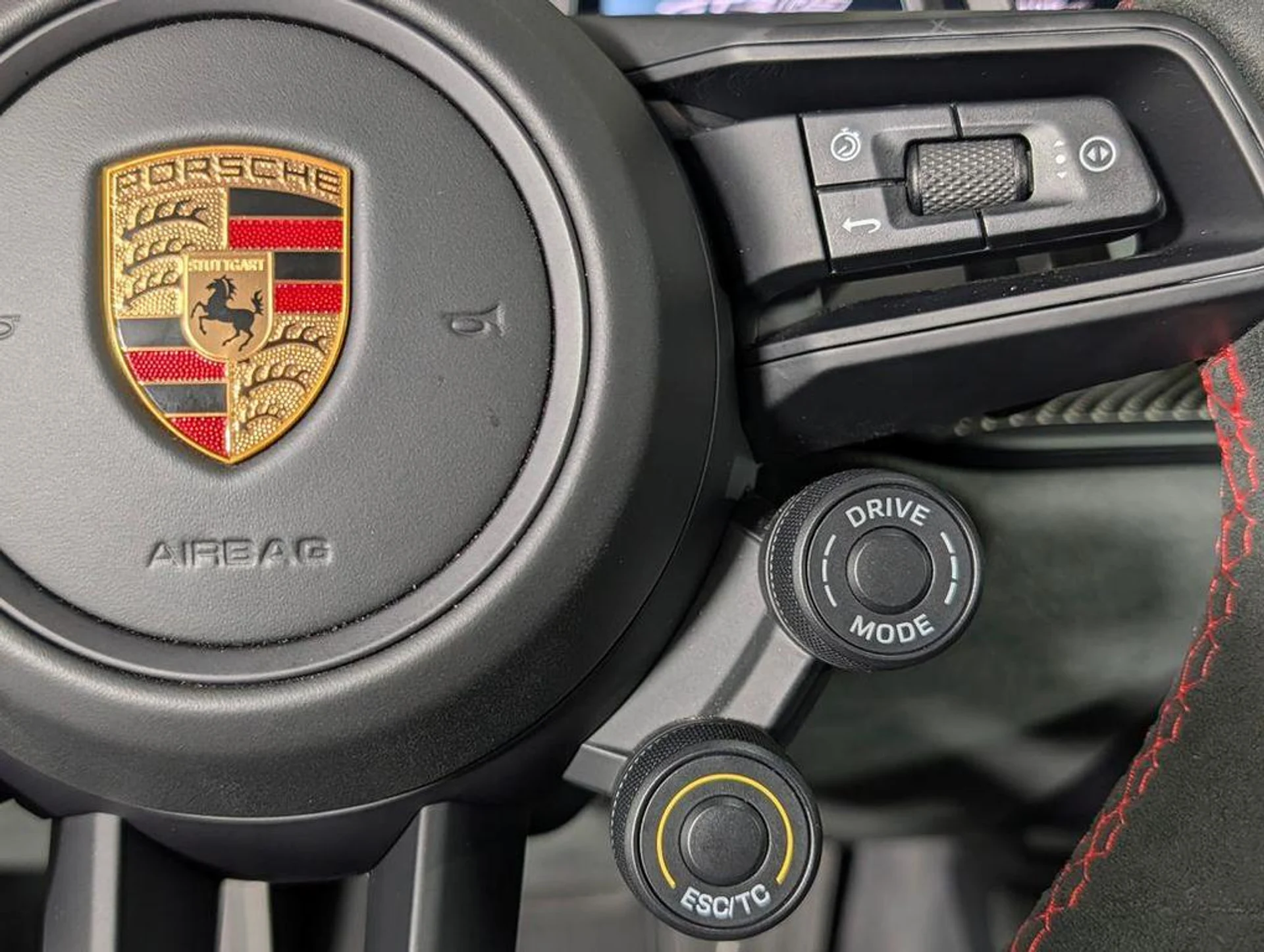 mph030_3664289401_CAN_27_AT_Sp1_Qy_Rzyvml_D_6_Lr_w7_Q_8ac09c08aa