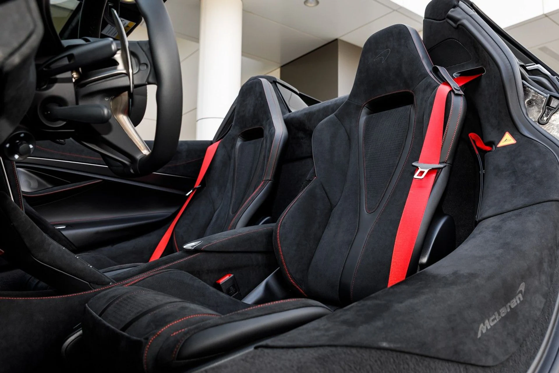 mph030_3672099599_637_p31_l_f60dec09ac